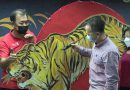 ศิลปินมาเลย์ร่วมวาด-เขียน ‘เสือ’ สุดวิจิตร เตรียมฉลองวันตรุษจีน